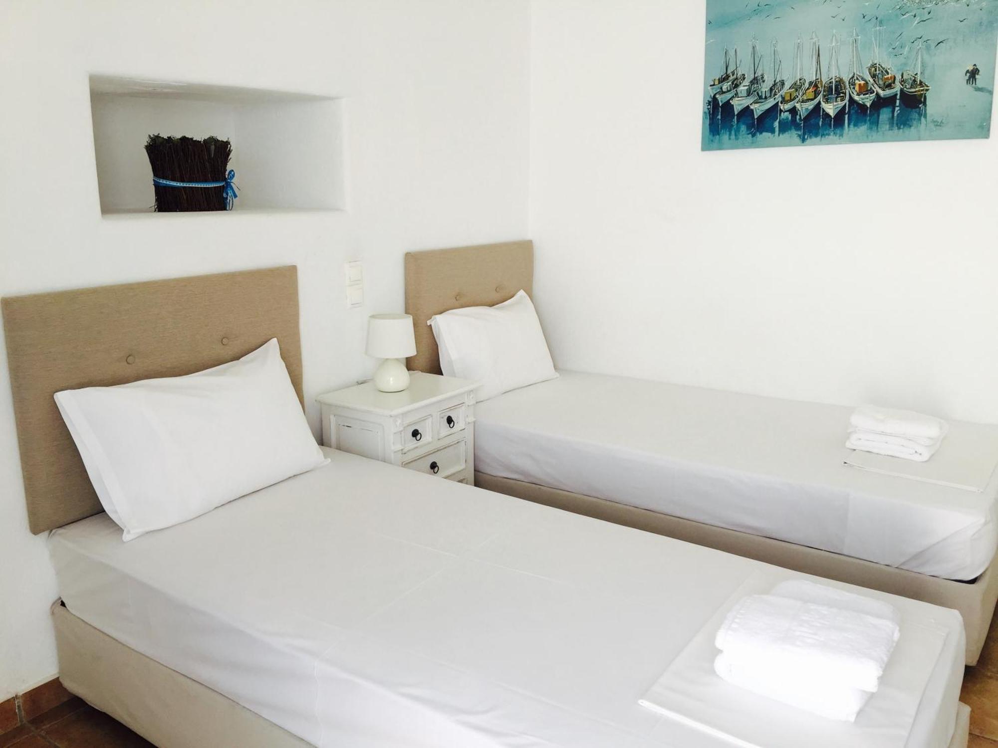 Casa Bianca Hotell Ornos  Rum bild
