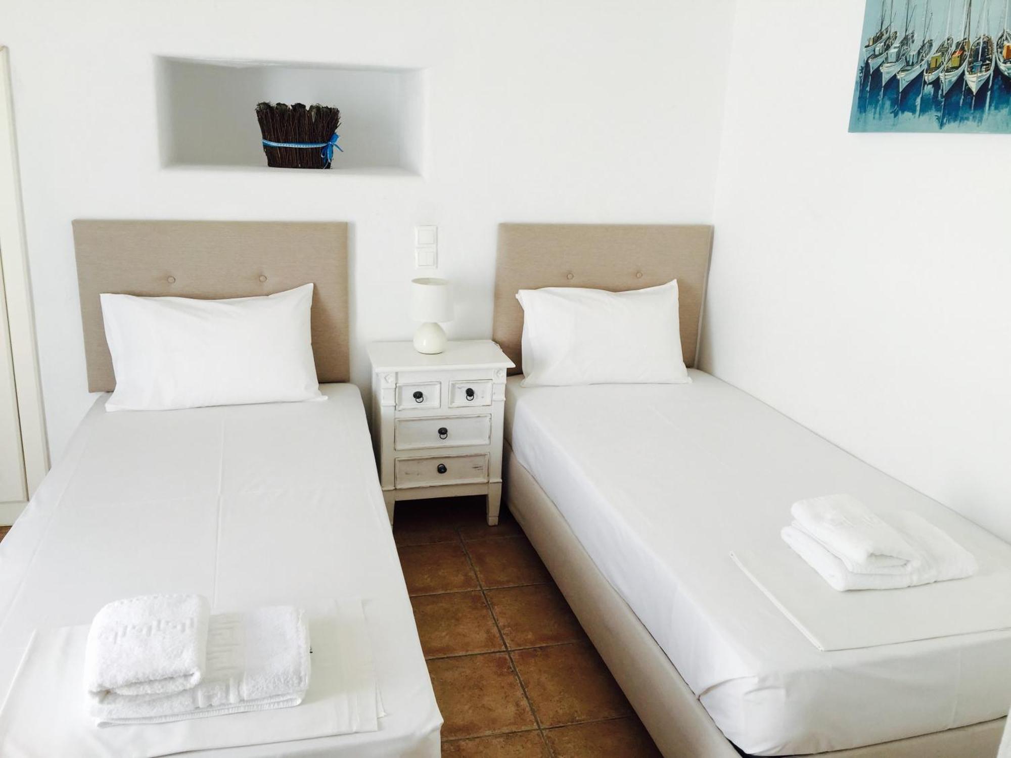 Casa Bianca Hotell Ornos  Rum bild