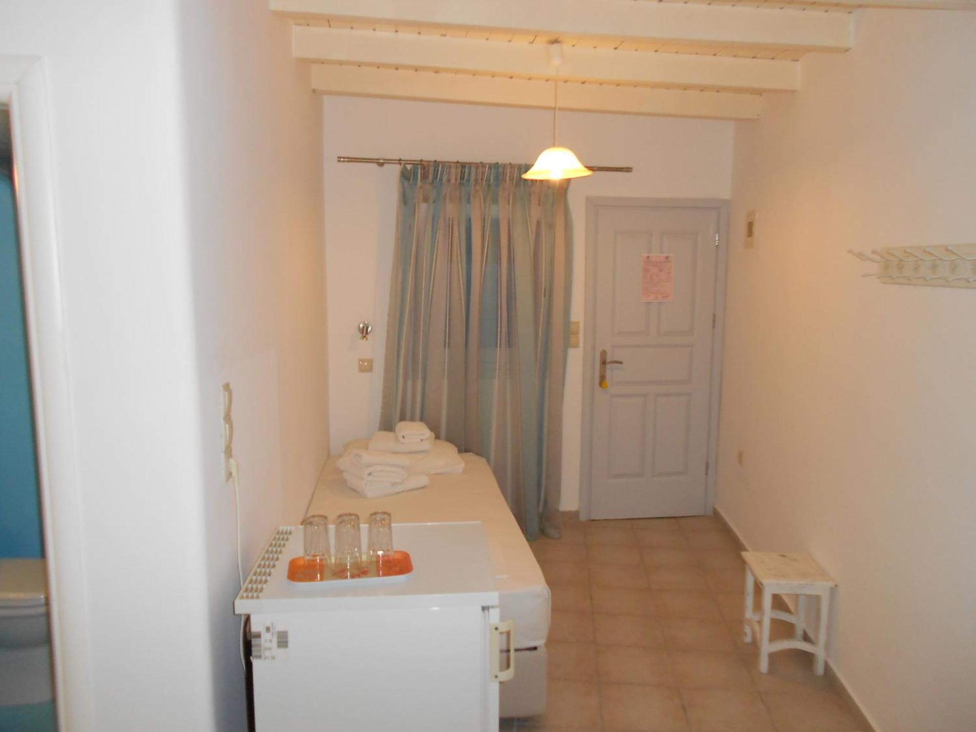 Casa Bianca Hotell Ornos  Rum bild