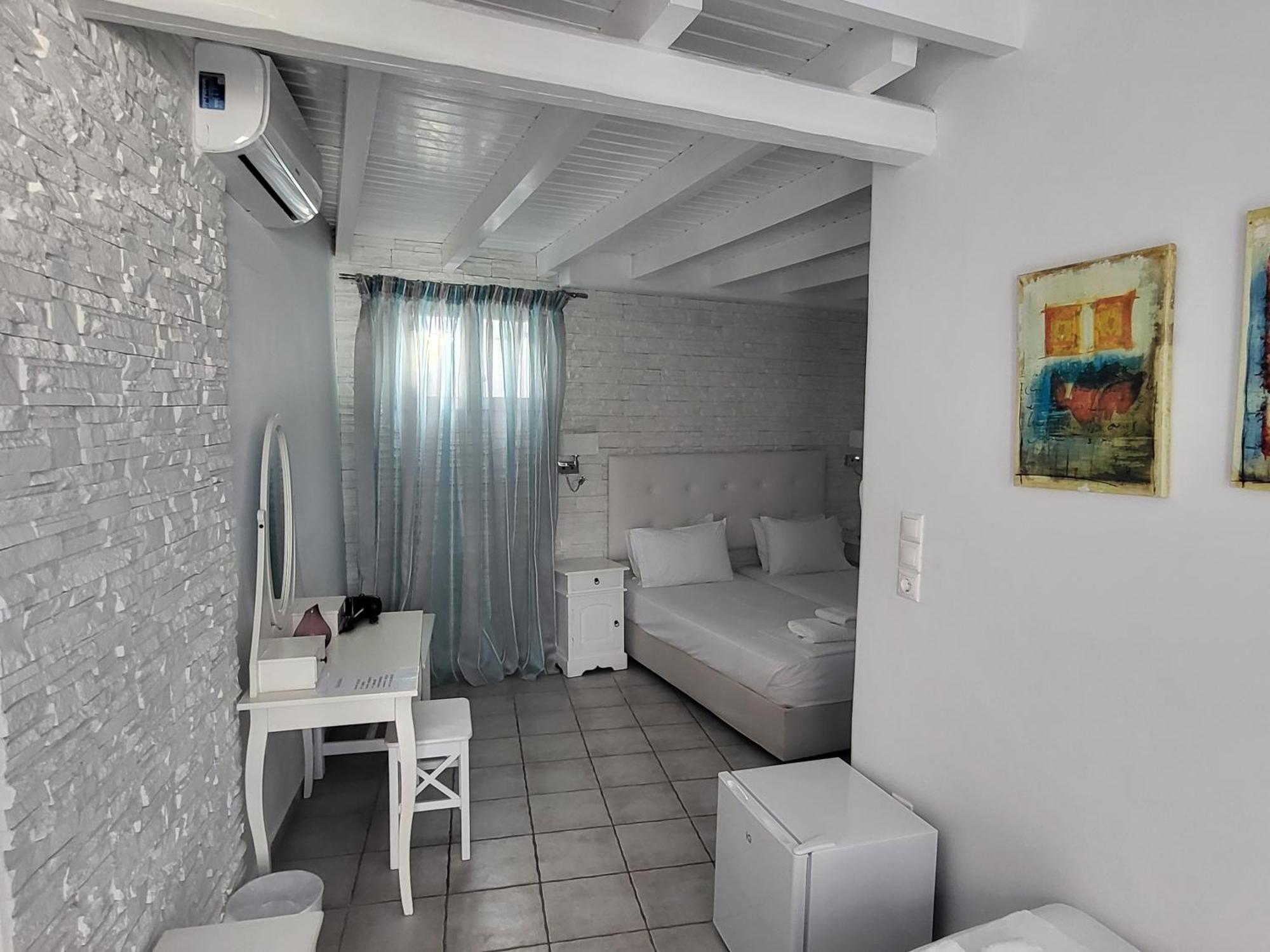 Casa Bianca Hotell Ornos  Exteriör bild